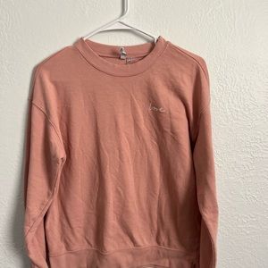 Size medium but fits more like a small